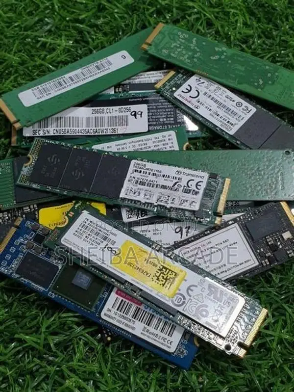 M.2 / NVME (120GB 128GB 240GB 250GB 256GB 500GB 512GB )