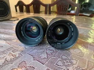 Nikon 28-70 F2.8 DSLR lens