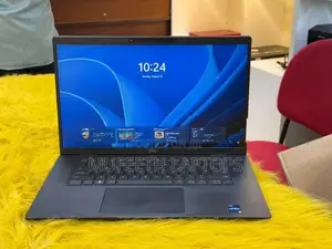Dell i5 12Gen 16/256GB 15.6”FHD Display