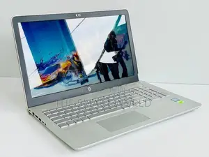 HP Pavilion Core i7 8th 16GB RAM 256GB NVMe NVIDIA 940MX Gaming Laptop