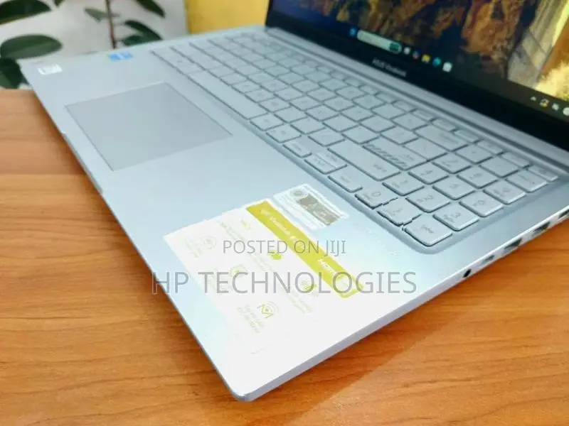 ASUS I3 13 GEN VIVO BOOK 8GB RAM 512GB SSD