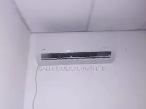 Midea 7000 BTU Non-Inverter Air Conditioner -MSAFA-07CRN8