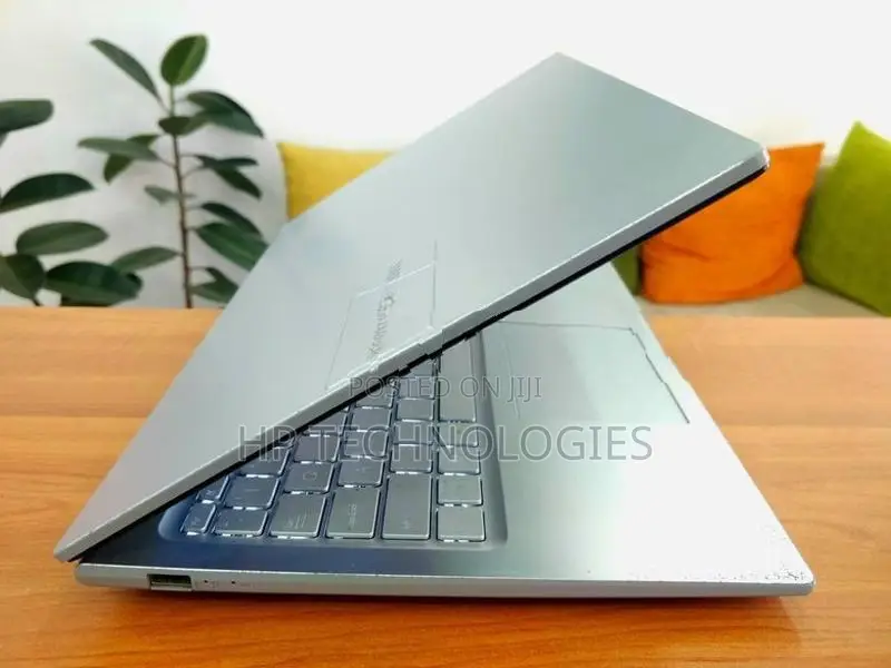 ASUS I3 13 GEN 8GB RAM 512GB SSD LAPTOP