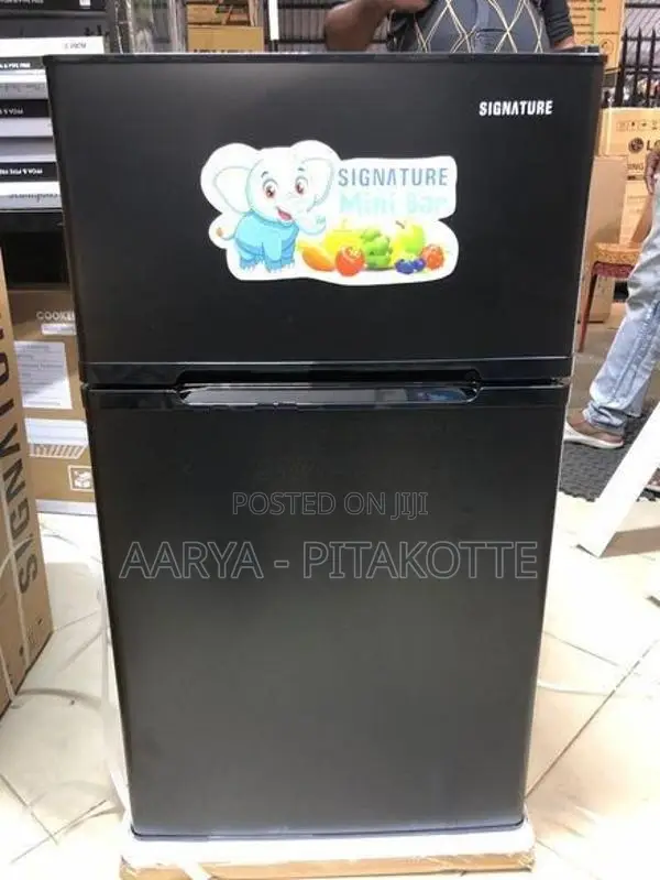 Signature Refrigerator 87L Capacity