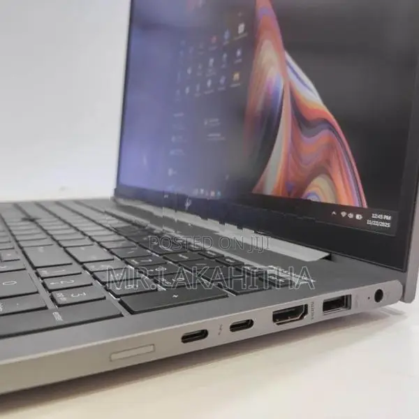HP ZBook Firefly 15 G8 15.6FHD i7 11th Gen 16GB/512GB NVMe