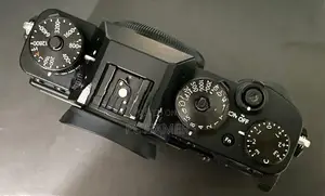 Fujifilm XT3 Mirrorless Camera For Sell