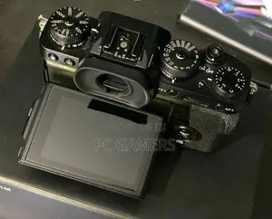 Fujifilm XT3 Mirrorless Camera For Sell