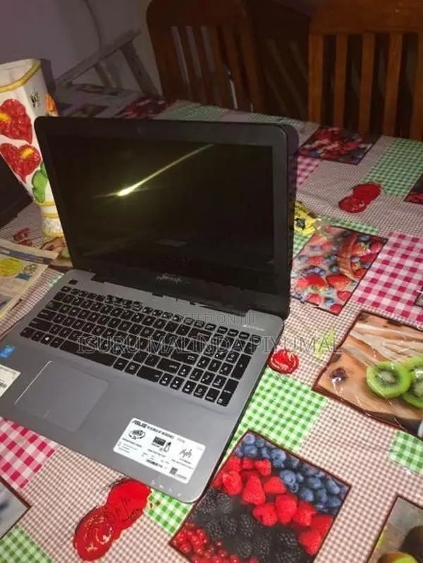 ASUS Azus I 3 ( NO Power ) 5TH Gen