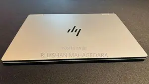 HP OmniBook X Flip 16 AMD Ryzen AI 5 16GB RAM, Touchscreen