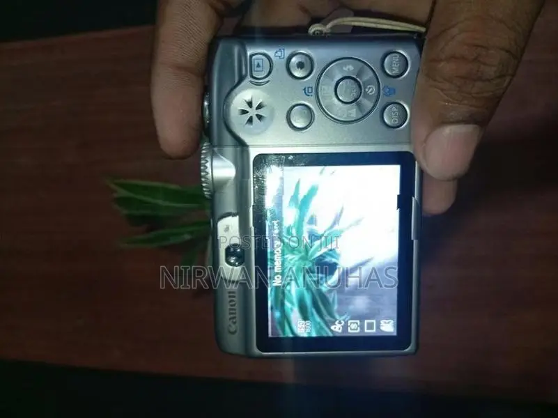 Canon PowerShot A1100 IS