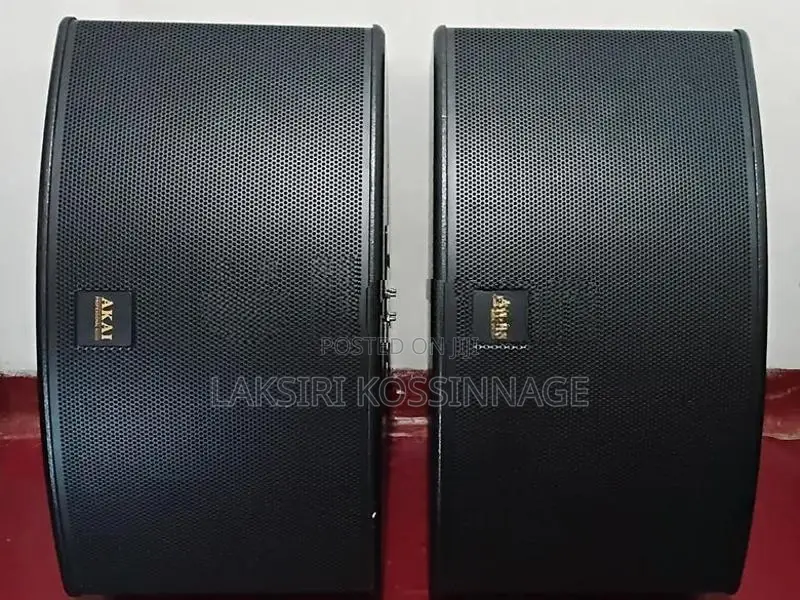 AKAI GX-102 300W RMS PA Speakers – Pair