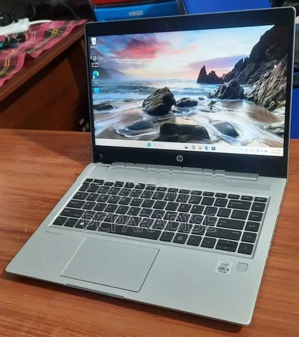 HP I5 10 gen 256 SSD HDD/8 GB RAM