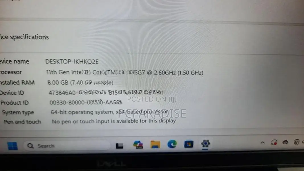 I5 11 gen 256 SSD .8GB