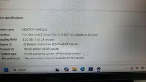 I5 11 gen 256 SSD .8GB