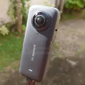 INSTA 360 X3