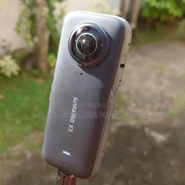 INSTA 360 X3