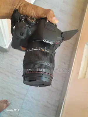 Canon EOS X7i