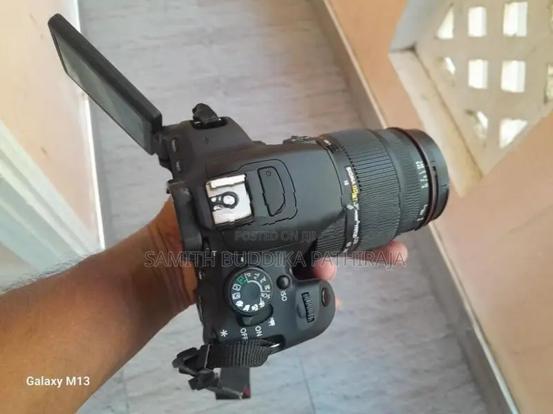 Canon EOS X7i