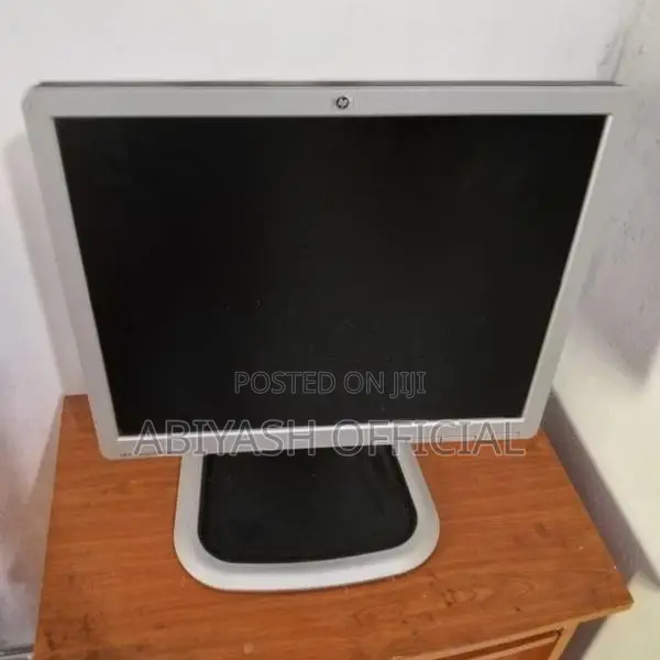 HP LA1951G Monitor