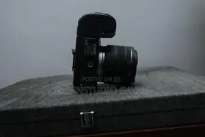 Canon EOS R Camera