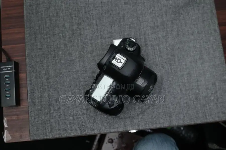 Canon EOS 5D Mark IV