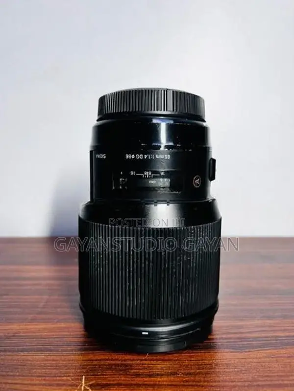 Canon Sigma 85mm F/1.4 Art Lenses