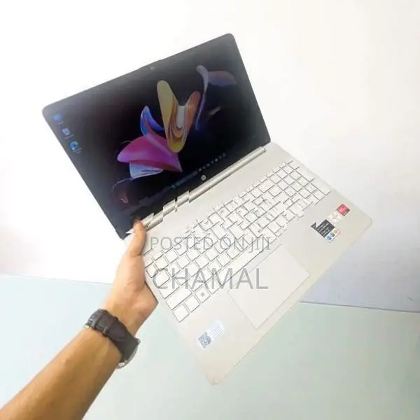HP 15s AMD Athlon Silver 3050U| 2GB Dedicated Radeon Graphics