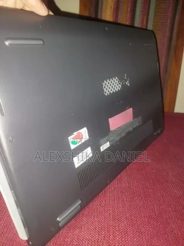 12th Gen I7 Core / Gray Dell Laptop