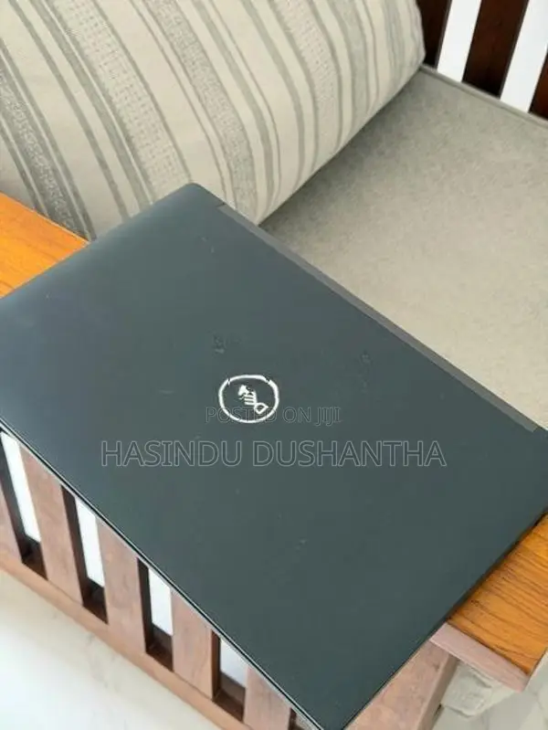 Dell Latitude 7490