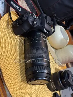 CANON EOS M50 Camera