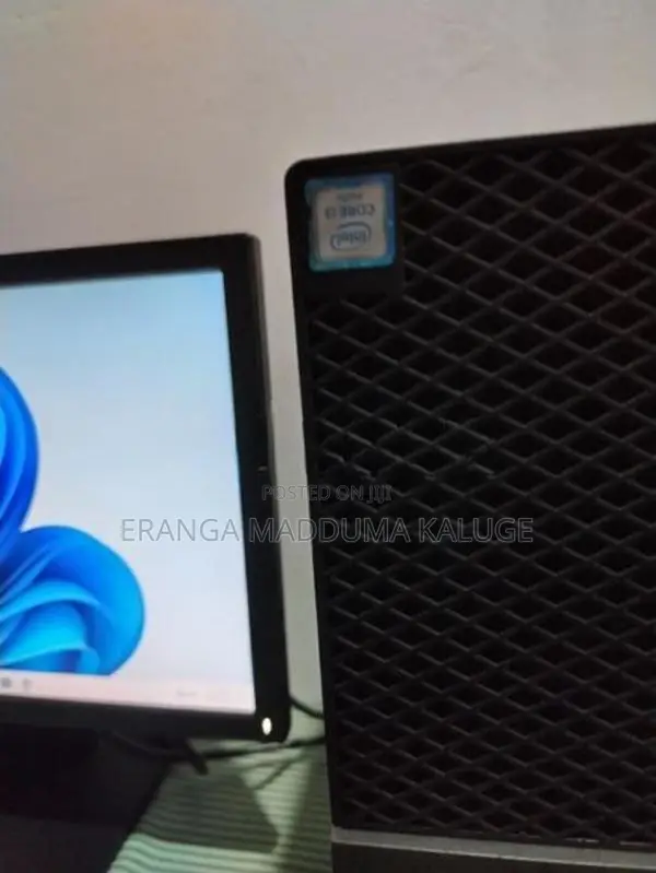 Dell OptiPlex 3046 i3 6th Gen 8GB RAM 500GB + 19" Monitor
