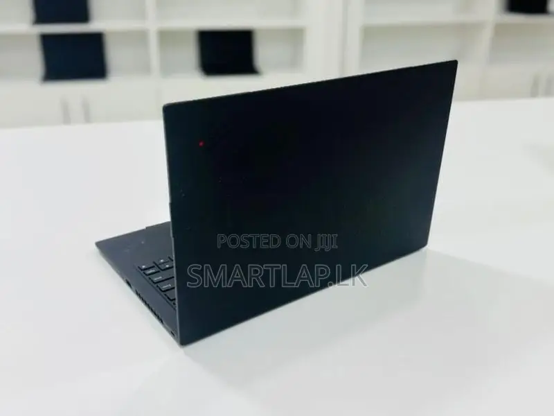Lenovo Thinkpad X1 Carbon i7 8th GEN 16GB RAM 512GB NVMe SSD