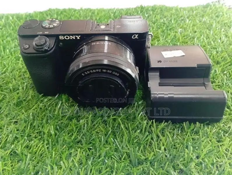Sony A6000 DLSR Camera