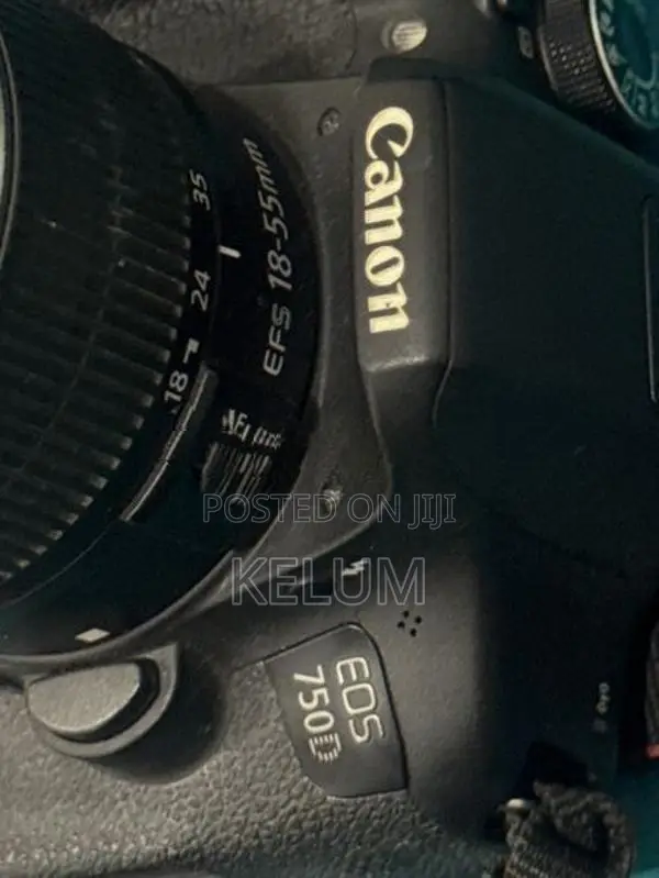 Canon 750 D