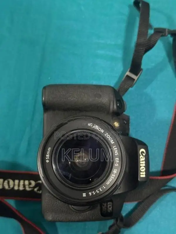 Canon 750 D