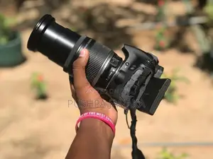 Canon 60 D Camera With Lens 18-200mm