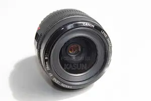 Canon EF 28mm F:2.8