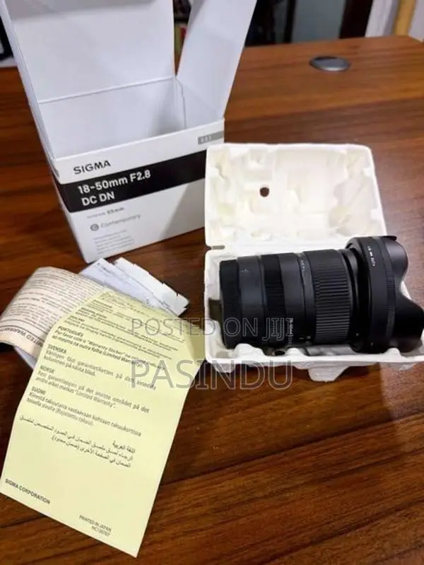 Sigma 18-50mm f/2.8 DC DN Contemporary Lens for Sony E