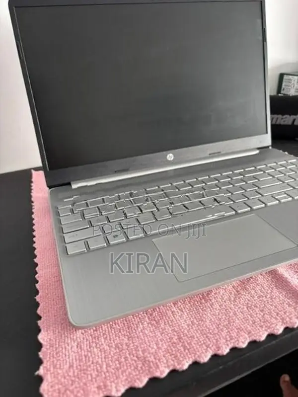 HP Core i3 12th Gen