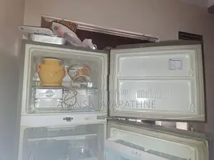 LG Top-Freezer Double Door Refrigerator