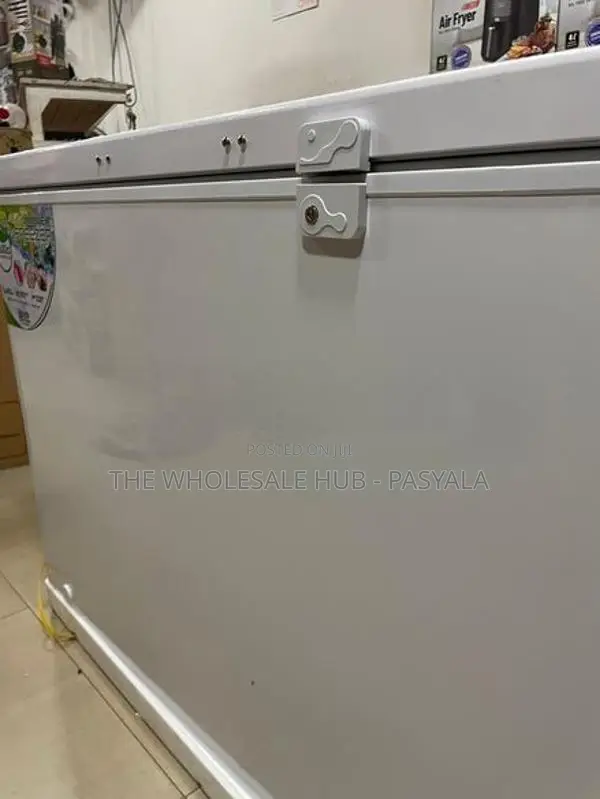 Innovex Chest Freezer 320L