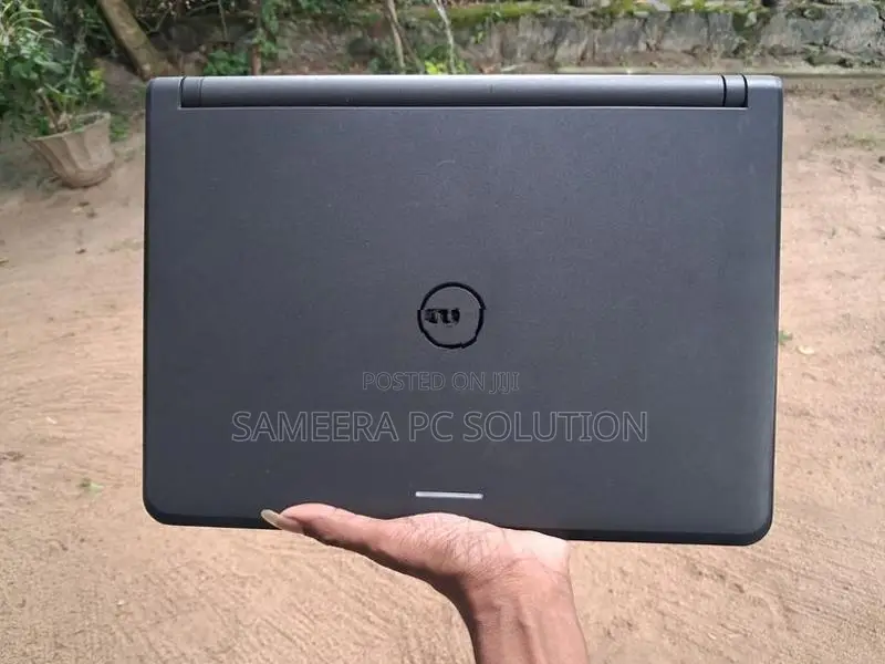 Dell Latitude 3350 Core i5 5th Gen Laptop