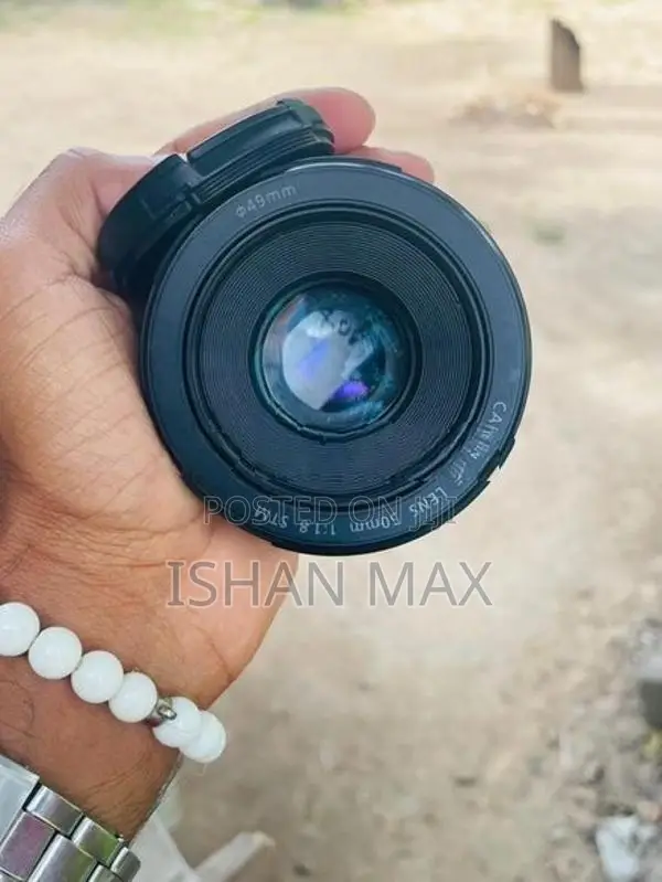 Canon 2000D Camera with 50mm Lens