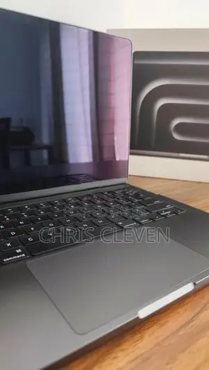 MacBook Pro M4 16GB 512GB