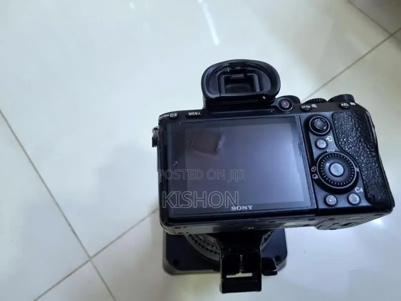 Sony A7R Mark Iii Camera With Lens EPZ 18-110. F4 G OSS