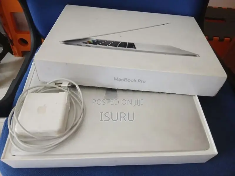 Apple MacBook Pro 15inch 2017 Touch Bar