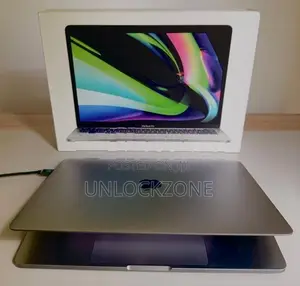 Apple MacBook Pro M1 (13 Inch) - 8GB 256GB