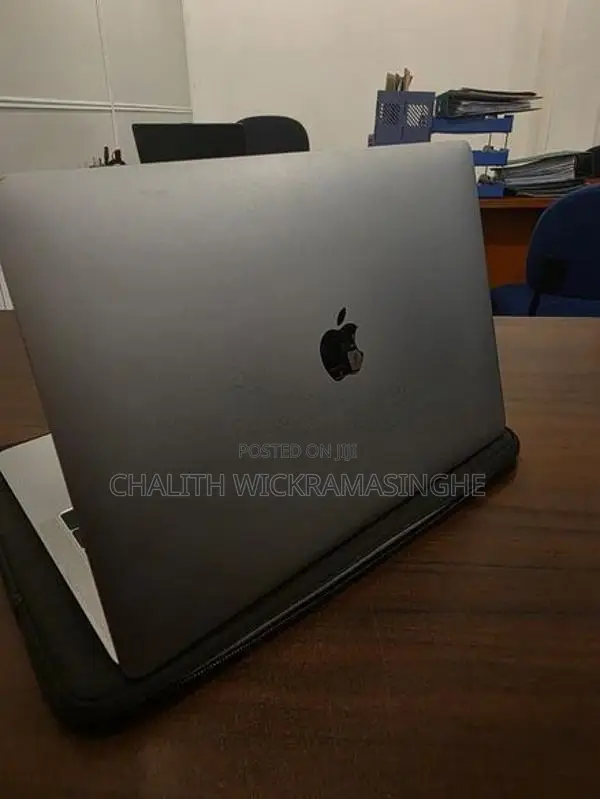 apple_imac MacBook Pro 2017 – i5 8GB RAM 256GB SSD
