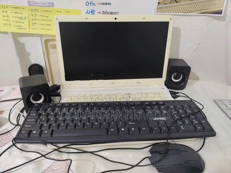 Samsung Laptop 4GB RAM With i5 Core