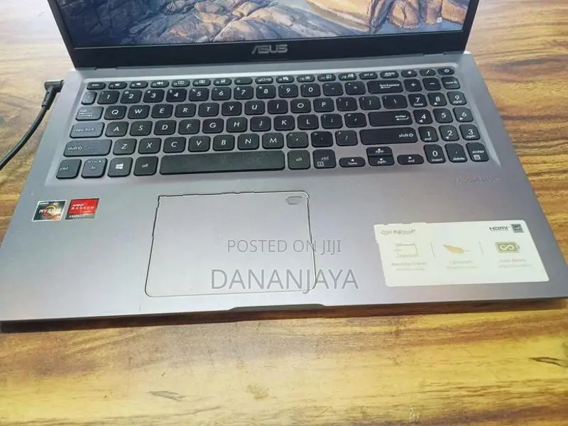 ASUS Vivobook